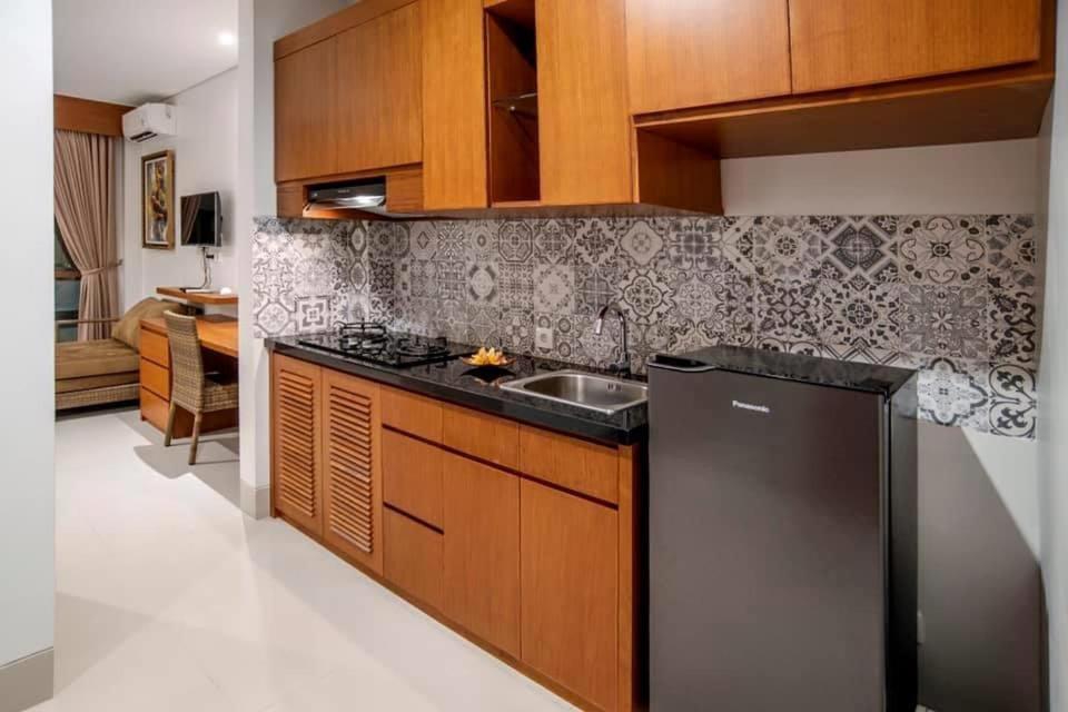 Pondok Arya Kuta Villas By Kamara エクステリア 写真
